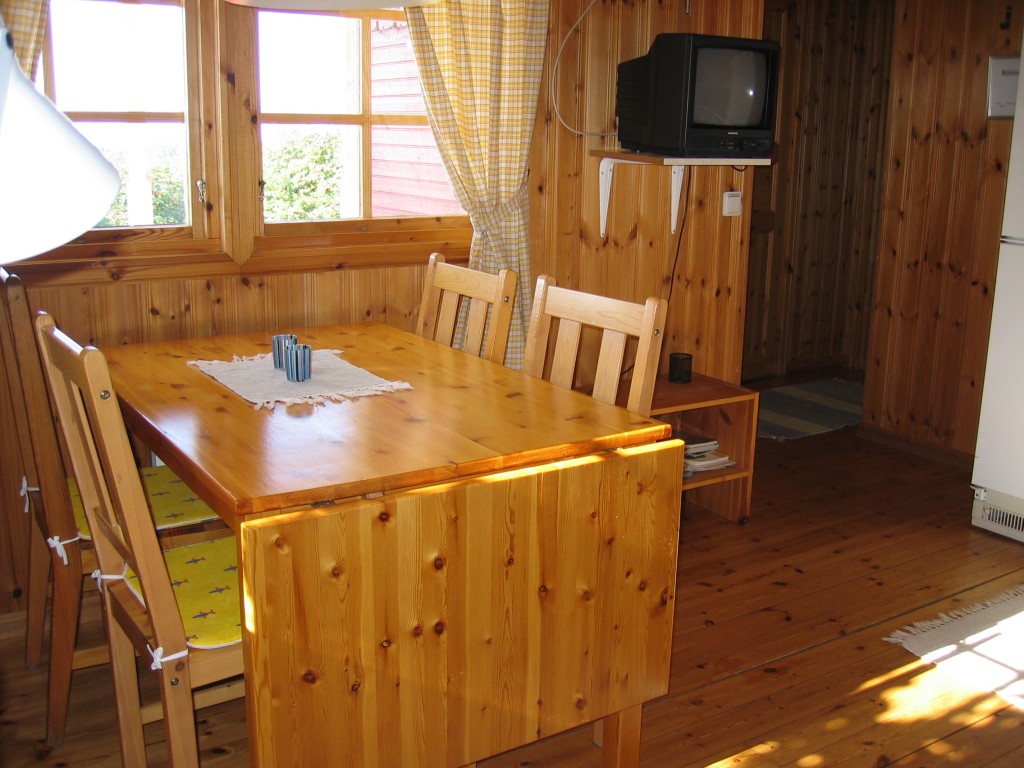 Matplats i köket stugorna Böskestorp Båstad